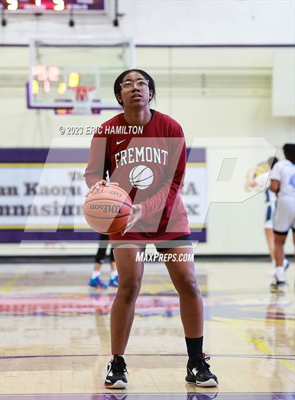 Thumbnail 3 in Fremont vs. West Adams photogallery.