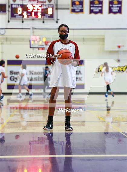 Thumbnail 2 in Fremont vs. West Adams photogallery.