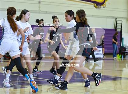 Thumbnail 1 in Fremont vs. West Adams photogallery.