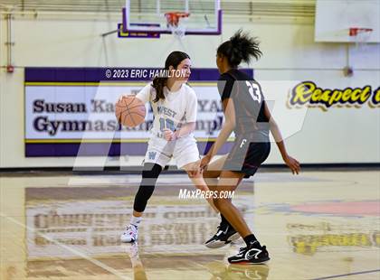 Thumbnail 1 in Fremont vs. West Adams photogallery.