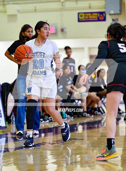 Thumbnail 3 in Fremont vs. West Adams photogallery.