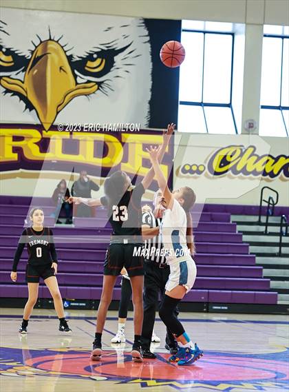 Thumbnail 1 in Fremont vs. West Adams photogallery.