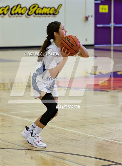 Thumbnail 3 in Fremont vs. West Adams photogallery.