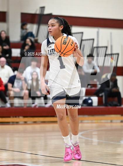 Thumbnail 3 in Morristown vs. Union City (NJSIAA North Jersey Section 1 Group 4 Semi-Final) photogallery.