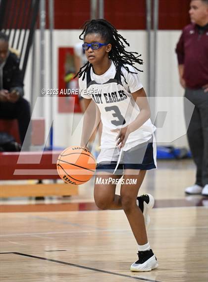 Thumbnail 3 in Morristown vs. Union City (NJSIAA North Jersey Section 1 Group 4 Semi-Final) photogallery.