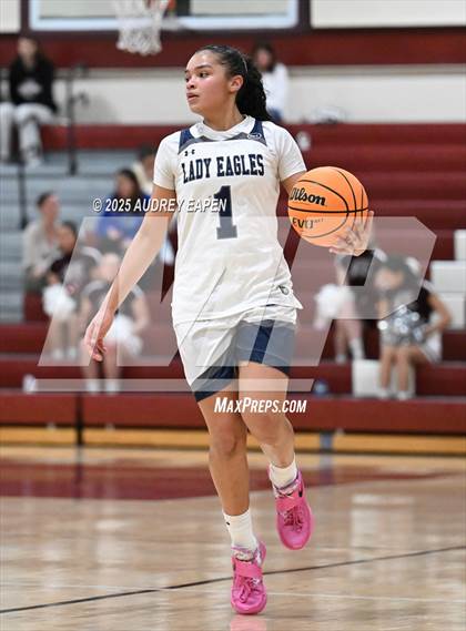 Thumbnail 3 in Morristown vs. Union City (NJSIAA North Jersey Section 1 Group 4 Semi-Final) photogallery.