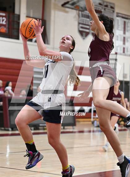Thumbnail 1 in Morristown vs. Union City (NJSIAA North Jersey Section 1 Group 4 Semi-Final) photogallery.