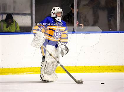 Thumbnail 2 in Queensbury vs. Pelham Memorial  (NYSPHSAA D2 Semifinal) photogallery.