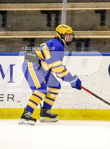 Thumbnail 3 in Queensbury vs. Pelham Memorial  (NYSPHSAA D2 Semifinal) photogallery.