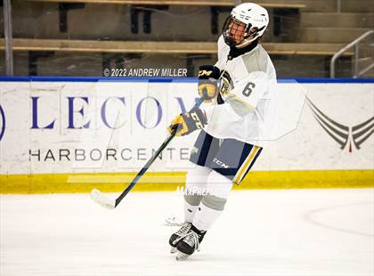Thumbnail 2 in Queensbury vs. Pelham Memorial  (NYSPHSAA D2 Semifinal) photogallery.