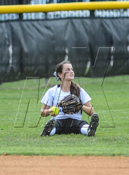 Thumbnail 3 in Incarnate Word Academy @ Bishop Lynch (TAPPS 5A Round 1) photogallery.