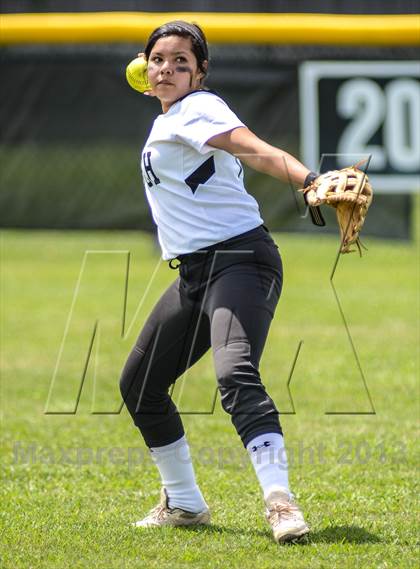 Thumbnail 3 in Incarnate Word Academy @ Bishop Lynch (TAPPS 5A Round 1) photogallery.