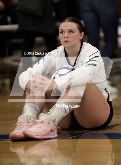 Thumbnail 2 in Mountain View vs. Sahuaro (Lancer Invitational) photogallery.