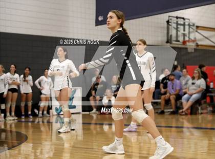 Thumbnail 3 in Mountain View vs. Sahuaro (Lancer Invitational) photogallery.
