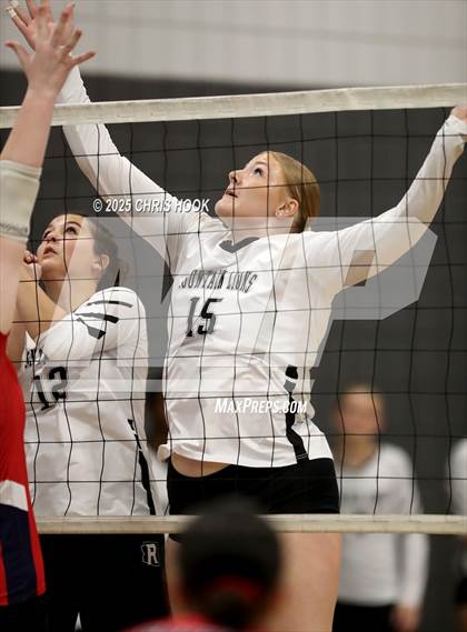 Thumbnail 3 in Mountain View vs. Sahuaro (Lancer Invitational) photogallery.