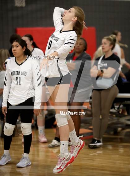 Thumbnail 1 in Mountain View vs. Sahuaro (Lancer Invitational) photogallery.