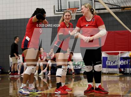 Thumbnail 1 in Mountain View vs. Sahuaro (Lancer Invitational) photogallery.
