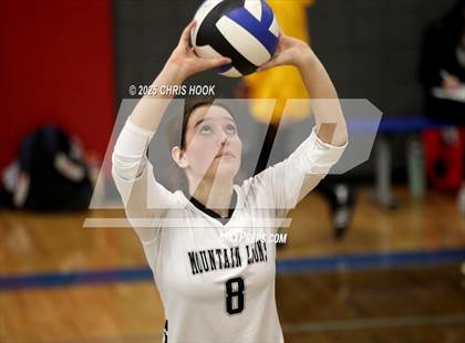 Thumbnail 3 in Mountain View vs. Sahuaro (Lancer Invitational) photogallery.