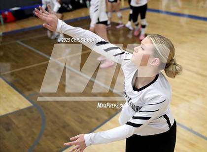 Thumbnail 1 in Mountain View vs. Sahuaro (Lancer Invitational) photogallery.