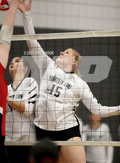 Thumbnail 2 in Mountain View vs. Sahuaro (Lancer Invitational) photogallery.