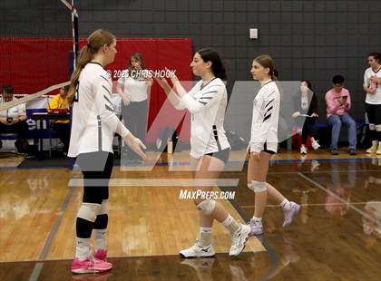Thumbnail 2 in Mountain View vs. Sahuaro (Lancer Invitational) photogallery.
