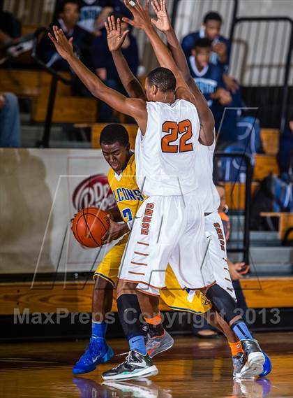 Thumbnail 3 in Dobie vs. Channelview (McDonald's Texas Invitational) photogallery.