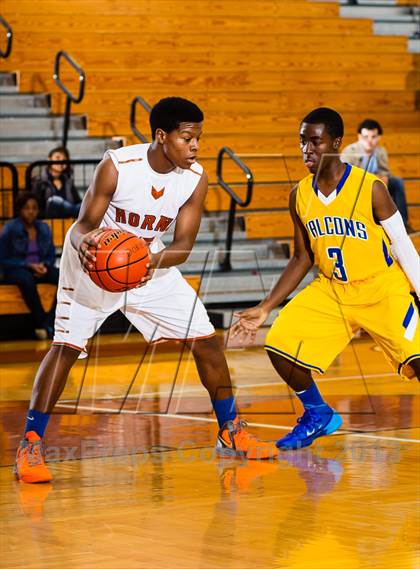 Thumbnail 3 in Dobie vs. Channelview (McDonald's Texas Invitational) photogallery.