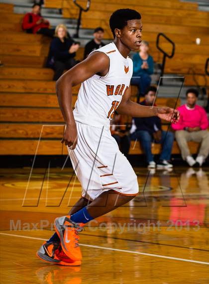 Thumbnail 1 in Dobie vs. Channelview (McDonald's Texas Invitational) photogallery.