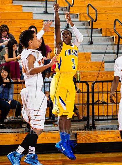 Thumbnail 2 in Dobie vs. Channelview (McDonald's Texas Invitational) photogallery.