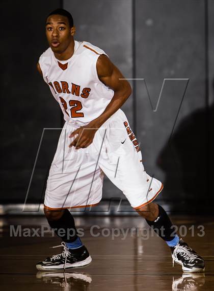Thumbnail 3 in Dobie vs. Channelview (McDonald's Texas Invitational) photogallery.