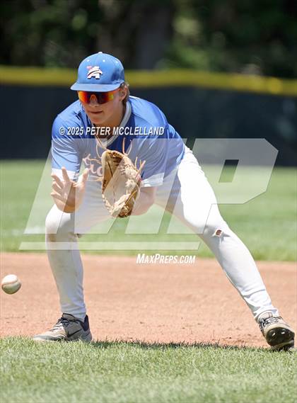 Thumbnail 3 in Mt. Ararat vs Biddeford (MPA Class A Final) photogallery.