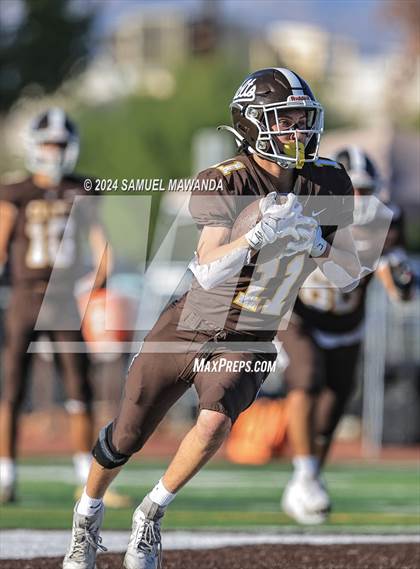Thumbnail 3 in Santa Paula @ Crespi (CIFSS DII Round 1) photogallery.
