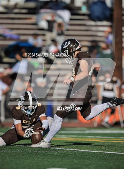 Thumbnail 3 in Santa Paula @ Crespi (CIFSS DII Round 1) photogallery.