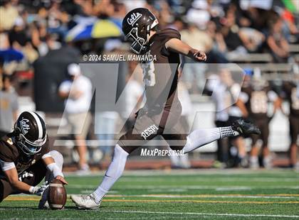Thumbnail 3 in Santa Paula @ Crespi (CIFSS DII Round 1) photogallery.