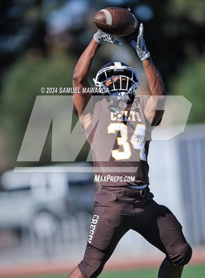Thumbnail 3 in Santa Paula @ Crespi (CIFSS DII Round 1) photogallery.