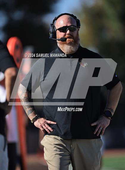 Thumbnail 2 in Santa Paula @ Crespi (CIFSS DII Round 1) photogallery.