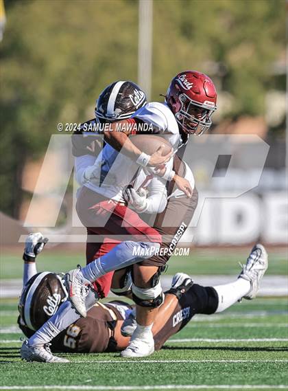 Thumbnail 2 in Santa Paula @ Crespi (CIFSS DII Round 1) photogallery.