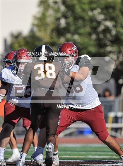 Thumbnail 3 in Santa Paula @ Crespi (CIFSS DII Round 1) photogallery.