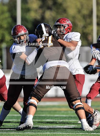 Thumbnail 3 in Santa Paula @ Crespi (CIFSS DII Round 1) photogallery.