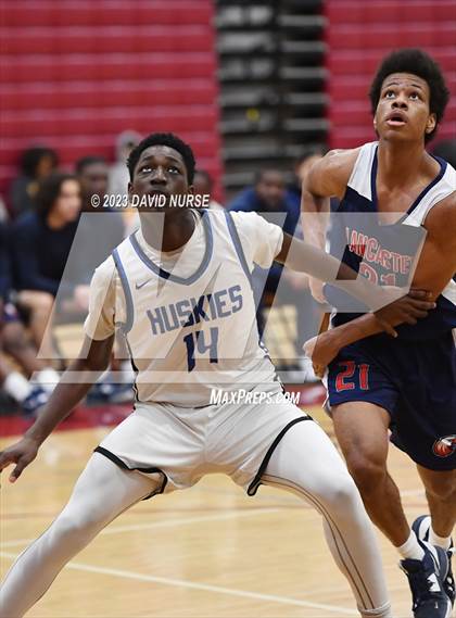 Thumbnail 2 in Lancaster vs. North Hollywood photogallery.