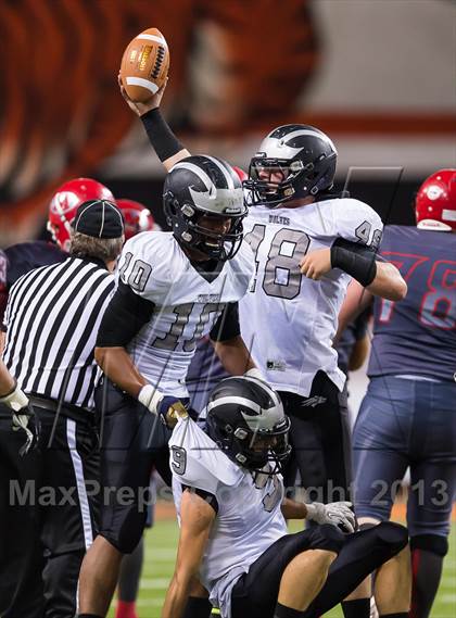 Thumbnail 3 in Madison vs. Riverton photogallery.