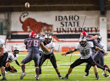 Thumbnail 1 in Madison vs. Riverton photogallery.