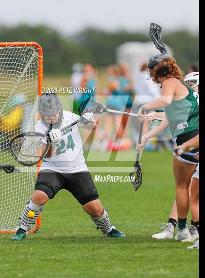 Thumbnail 2 in Lakewood Ranch vs Tampa Catholic photogallery.