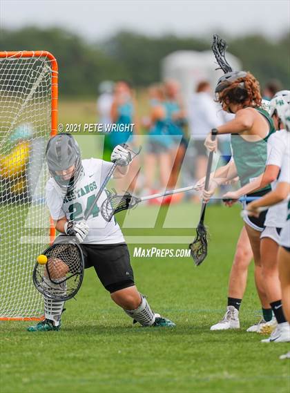 Thumbnail 3 in Lakewood Ranch vs Tampa Catholic photogallery.