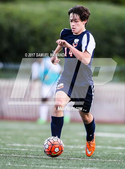 Thumbnail 3 in Chaminade vs Harvard-Westlake photogallery.