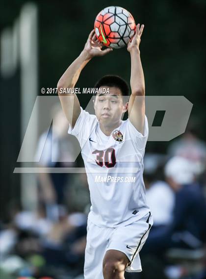 Thumbnail 2 in Chaminade vs Harvard-Westlake photogallery.