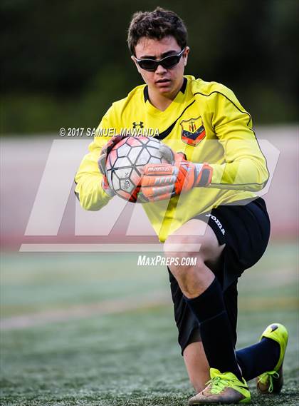 Thumbnail 1 in Chaminade vs Harvard-Westlake photogallery.