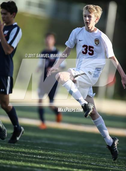 Thumbnail 1 in Chaminade vs Harvard-Westlake photogallery.