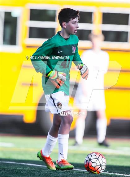 Thumbnail 3 in Chaminade vs Harvard-Westlake photogallery.