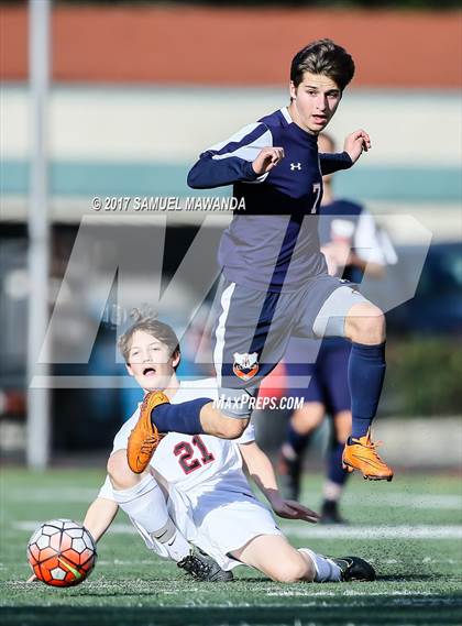 Thumbnail 3 in Chaminade vs Harvard-Westlake photogallery.